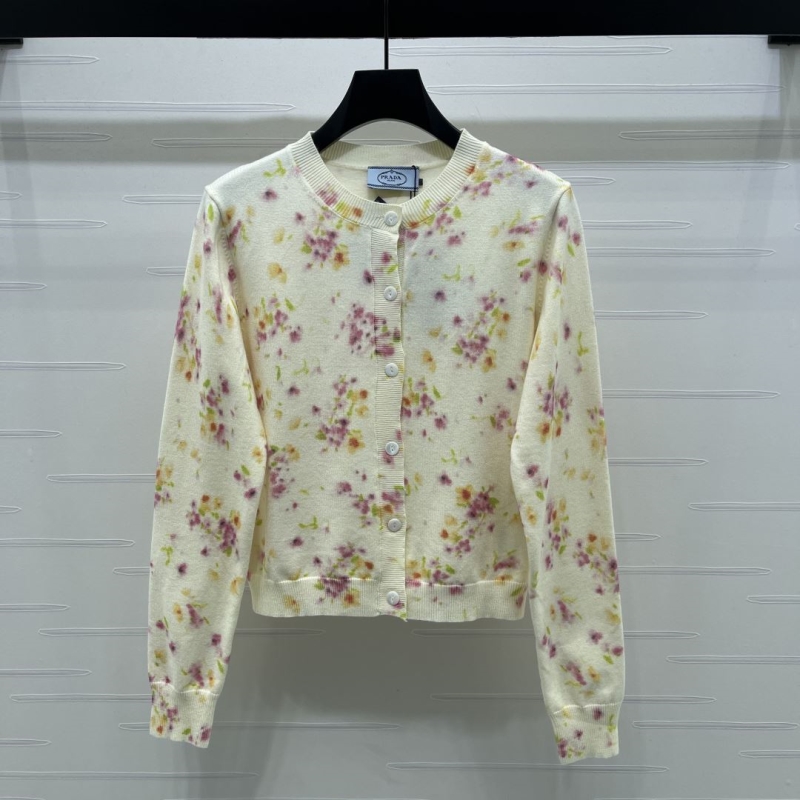 Pra*a sweaters